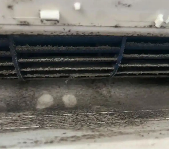 宁化空调吹的风有股烧焦味是怎么回事